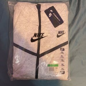 Unisex Nike tracksuit